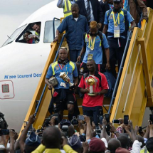 CHAN 2016 : Léopards locaux présentent le trophée dans les provinces